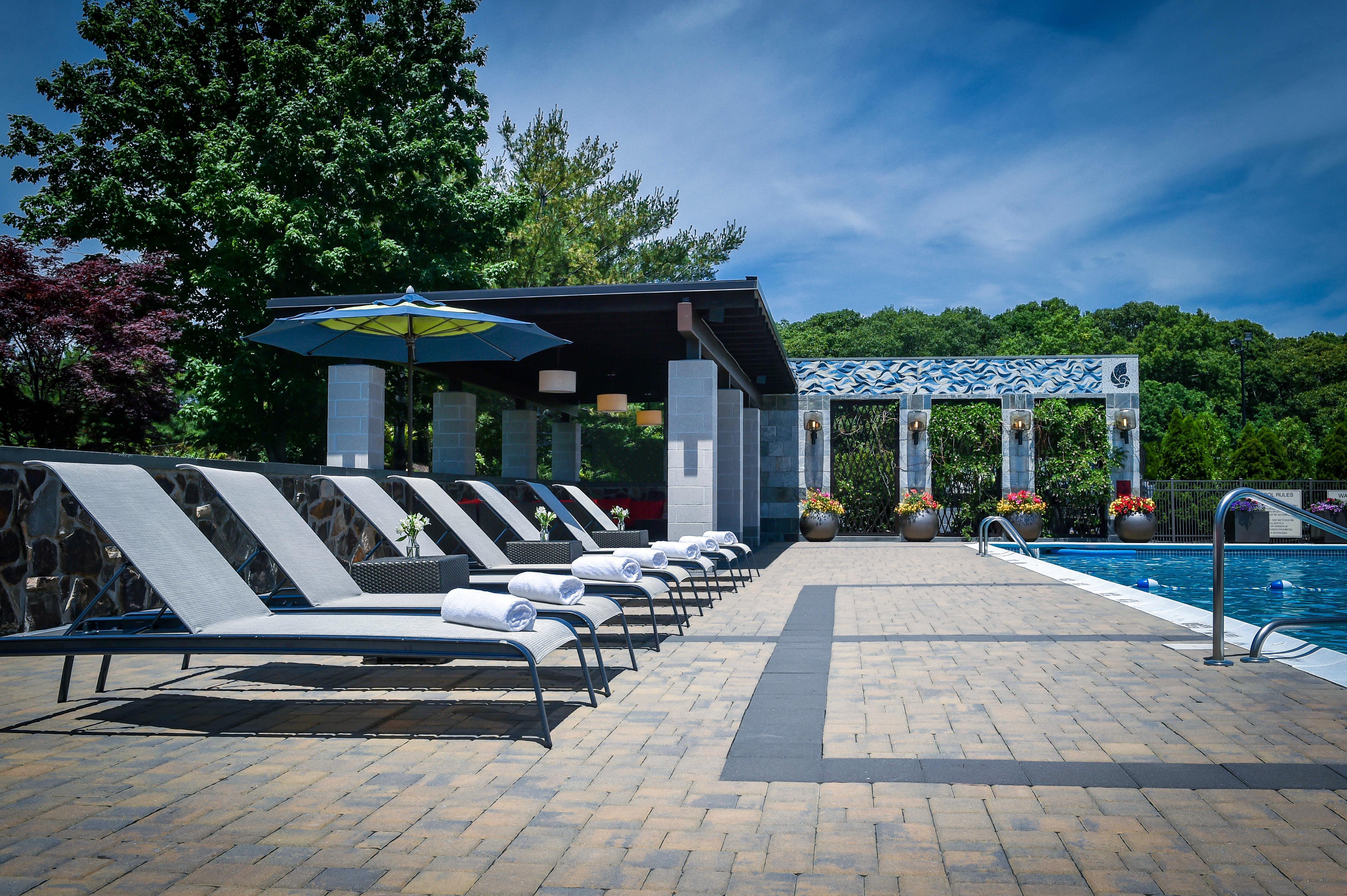 Hotel Indigo East End By Ihg Riverhead Exterior photo