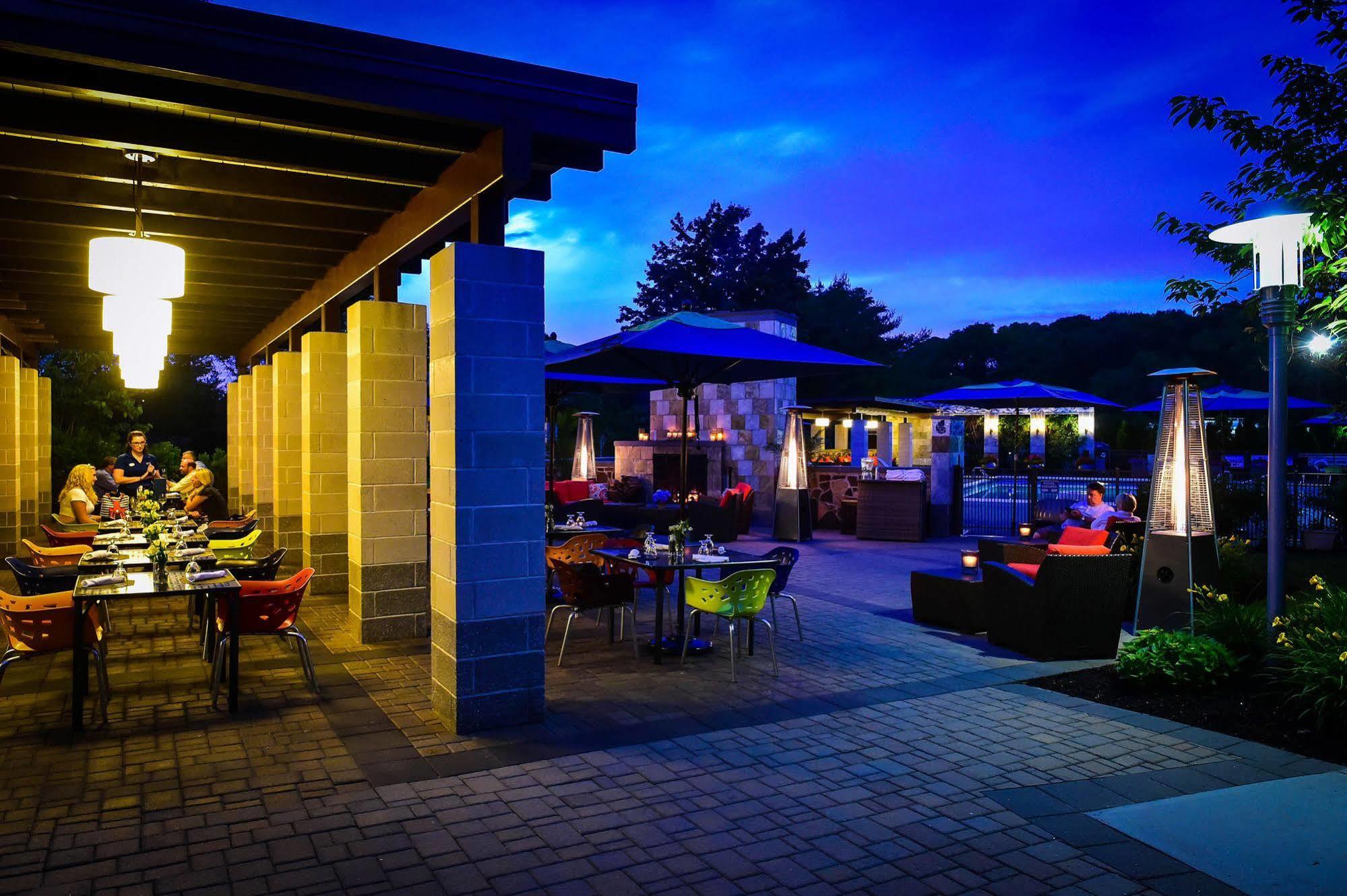 Hotel Indigo East End By Ihg Riverhead Exterior photo